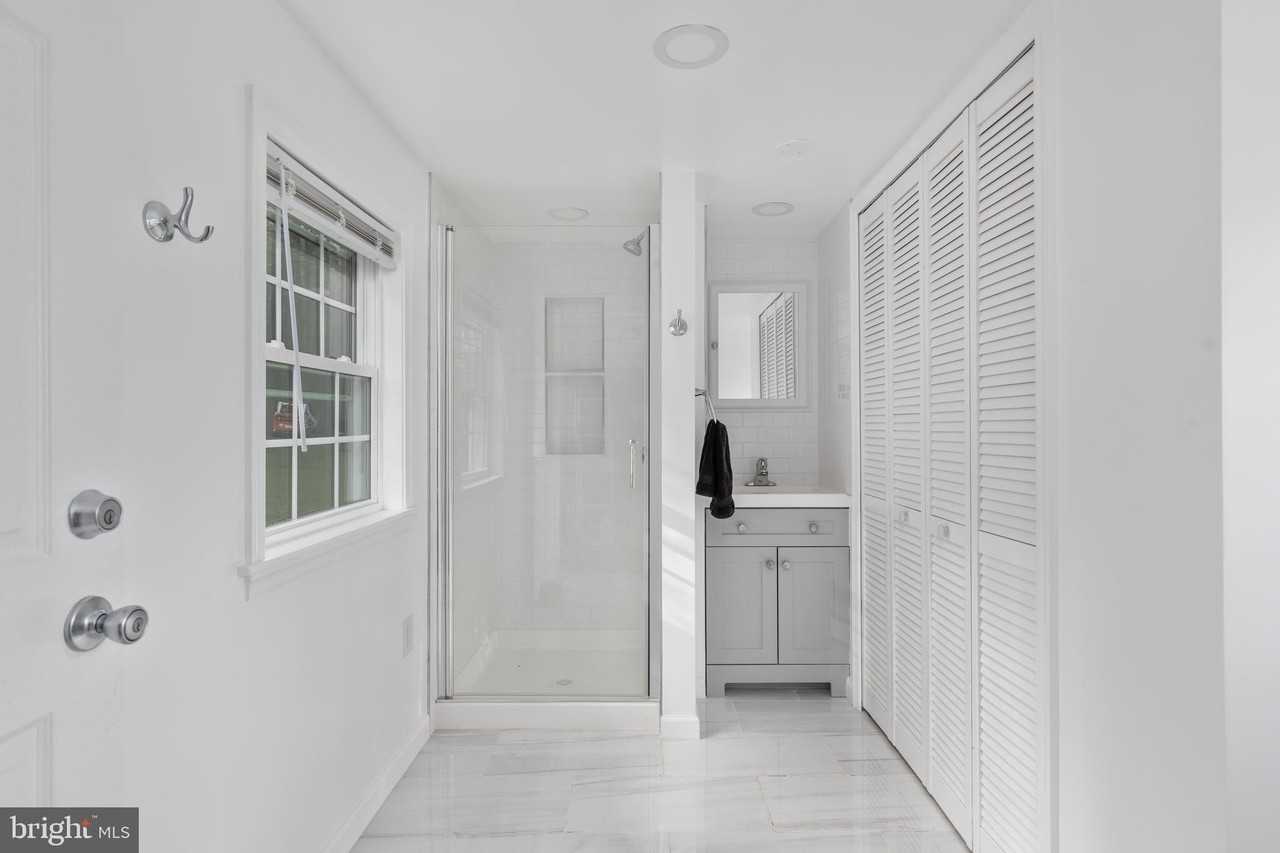 4518 Highpoint Lane - Photo 4 of 4