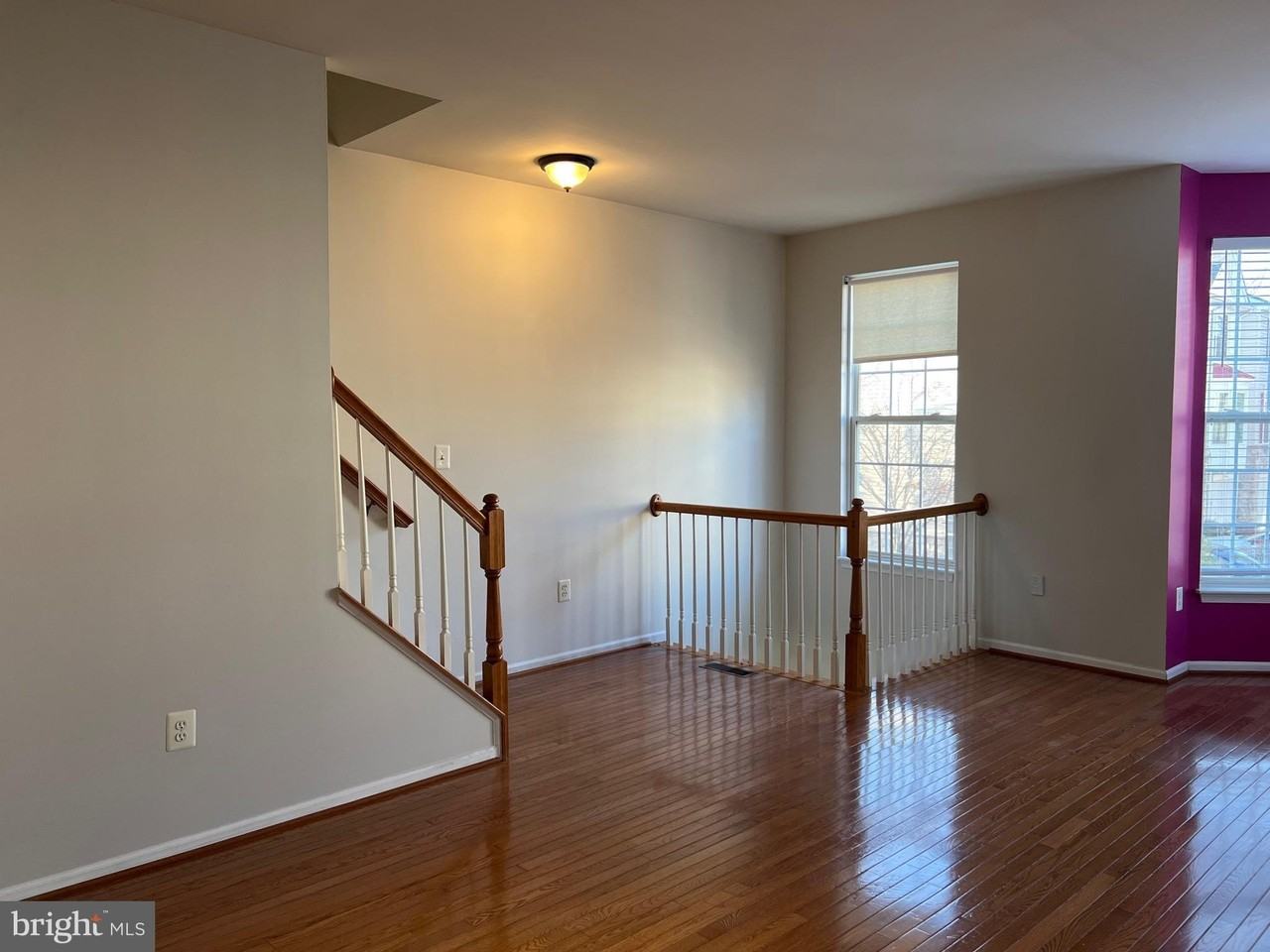 5925 Kirkcaldy Lane - Photo 4 of 36