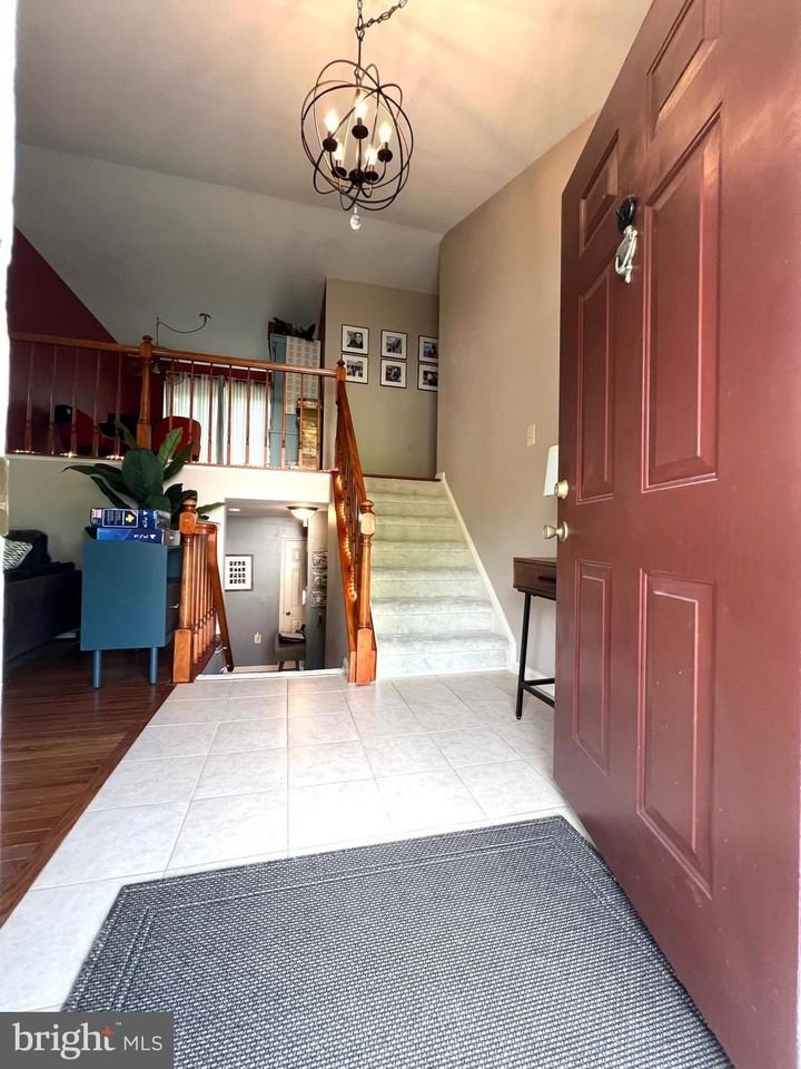 7684 Green Garland Drive - Photo 6 of 50