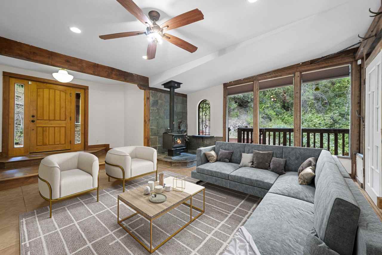 975 Logan Creek Rd - Photo 5 of 44