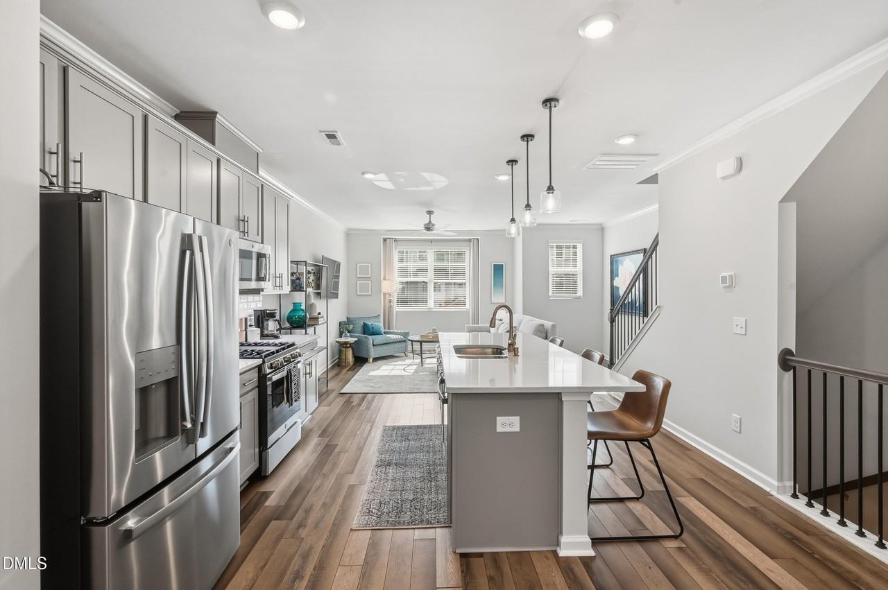 2536 Laurel Valley Way - Photo 4 of 16