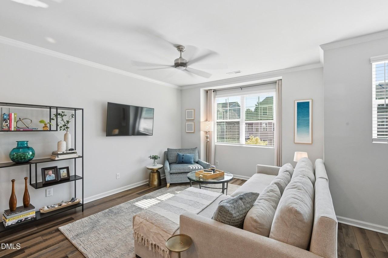 2536 Laurel Valley Way - Photo 5 of 16