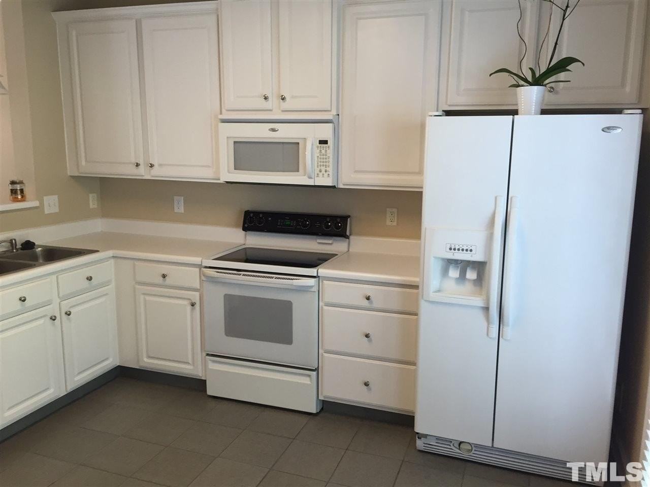 8605 London Park Ct - Photo 7 of 18