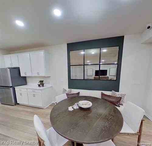 1435 Arcadia Dr #4 - Photo 5 of 12