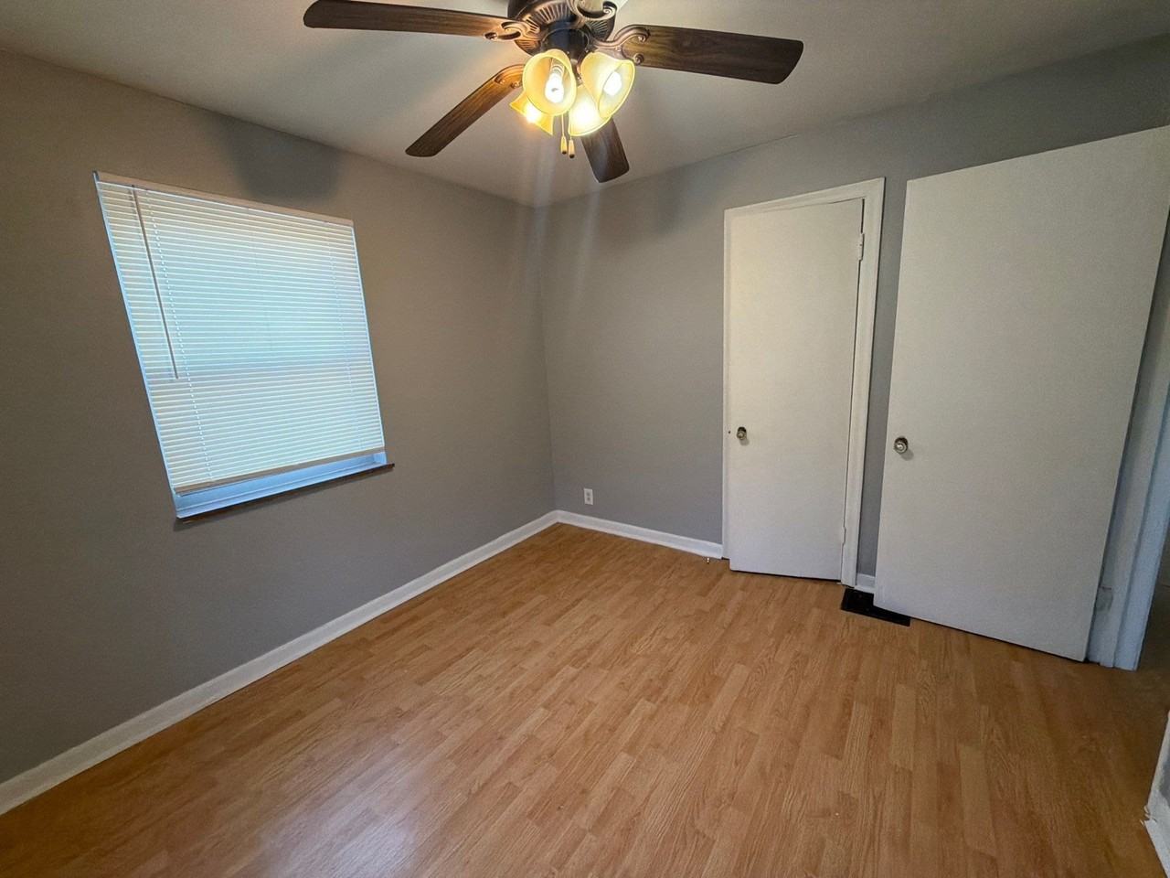 6921 Pin Oak Drive - Photo 4 of 13