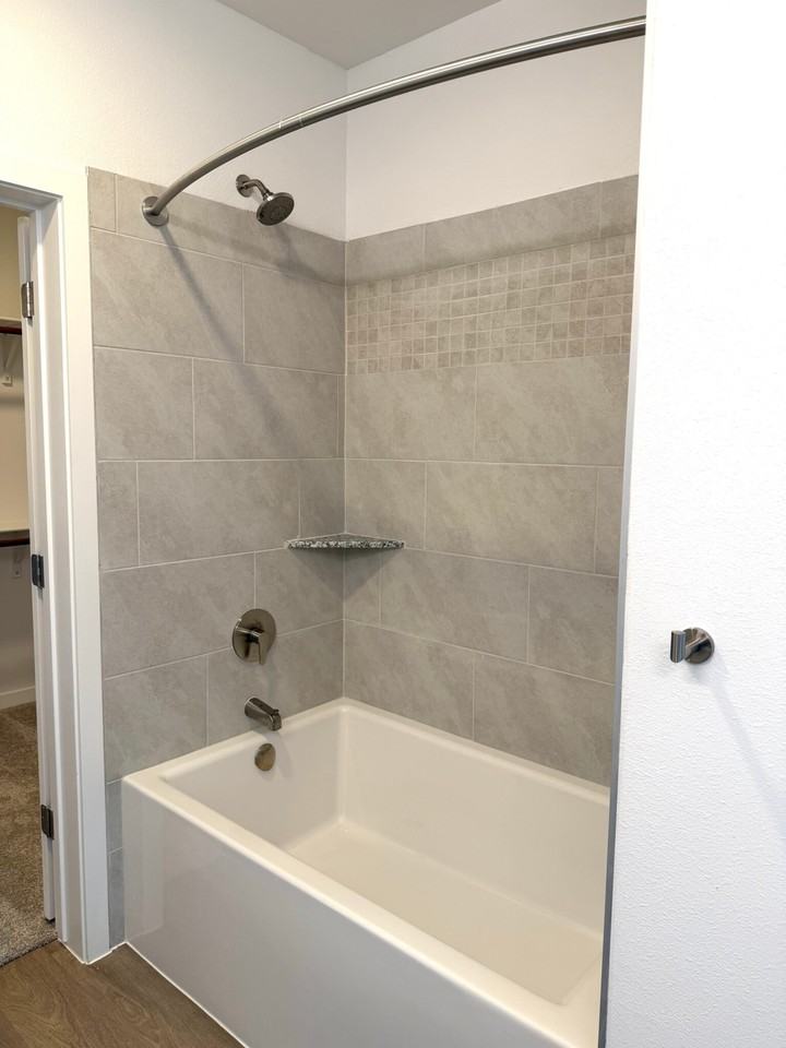 Manor #01-113 - Photo 6 of 12