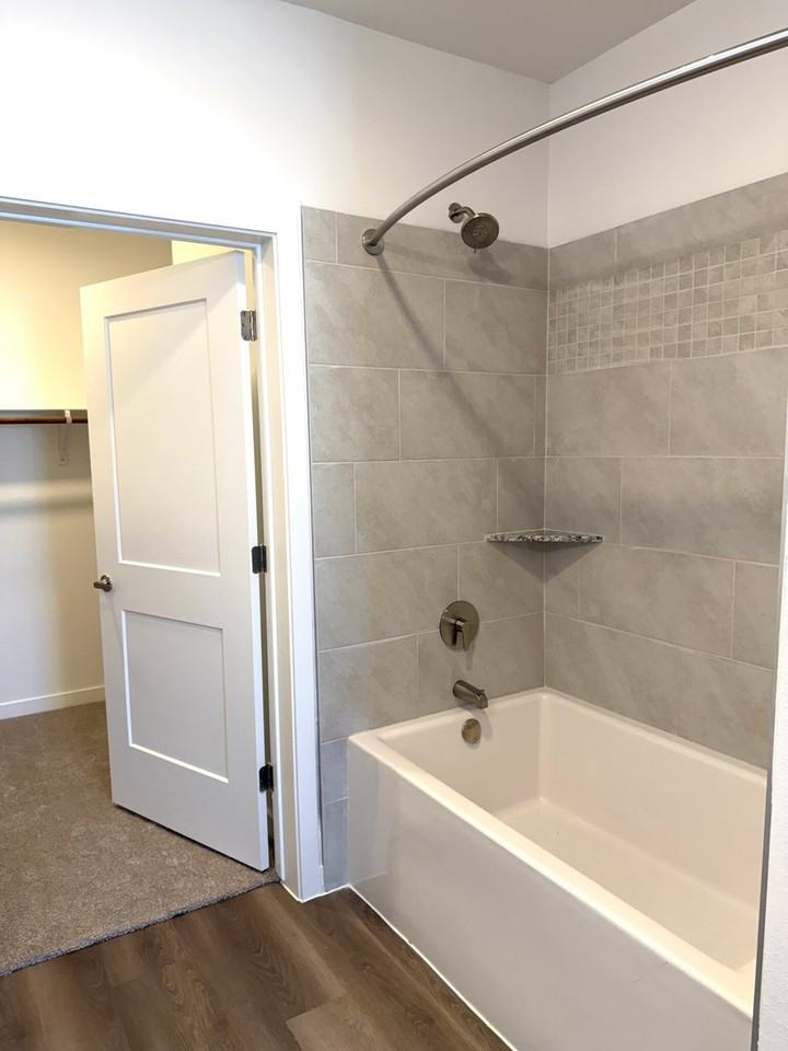 Manor #02-114 - Photo 6 of 12