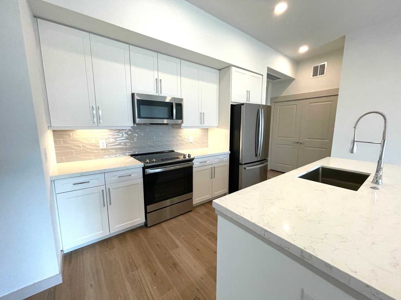 2880 Frontera Dr #02-347 - Photo 7 of 12