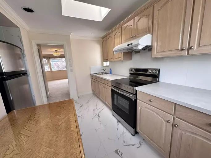 6928 Brooks St - Photo 3 of 18