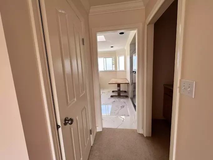 6928 Brooks St - Photo 4 of 18