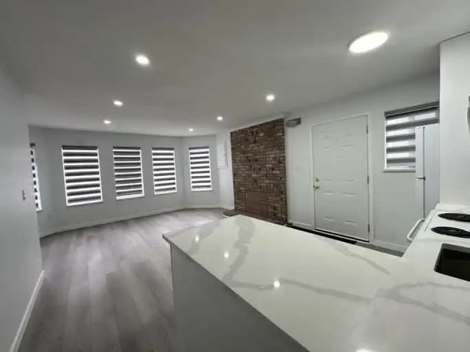 5801 Brantford Ave - Photo 2 of 12