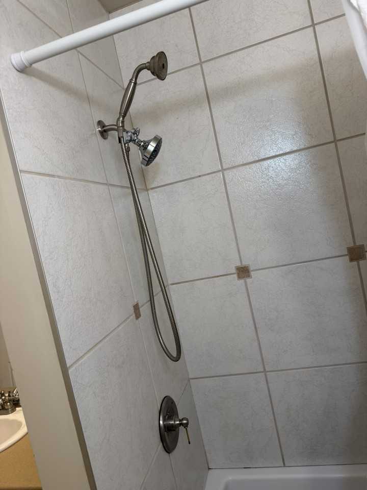 599 Keith Rd - Photo 2 of 13