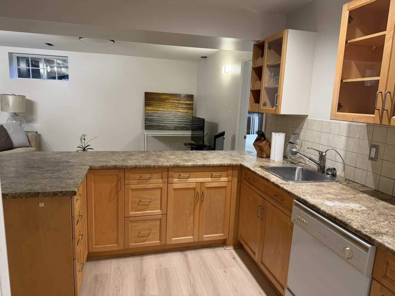 599 Keith Rd - Photo 6 of 13