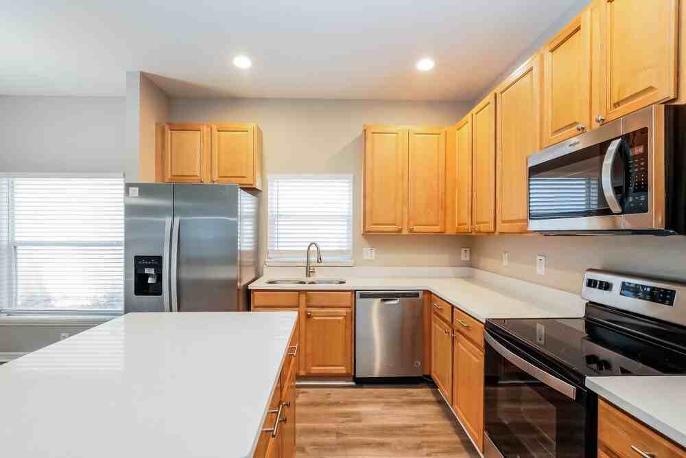 7933 Riffle Ln - Photo 6 of 16