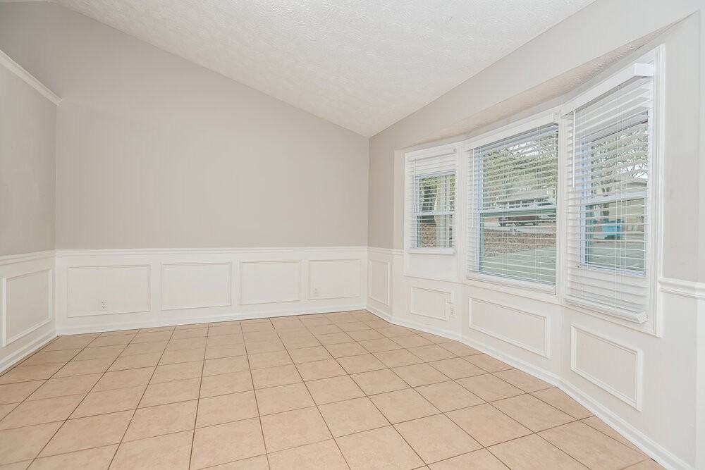 1450 Moriah Trce - Photo 4 of 17