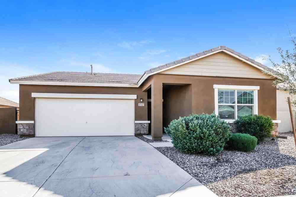 37317 W Bello Ln - Photo 3 of 16