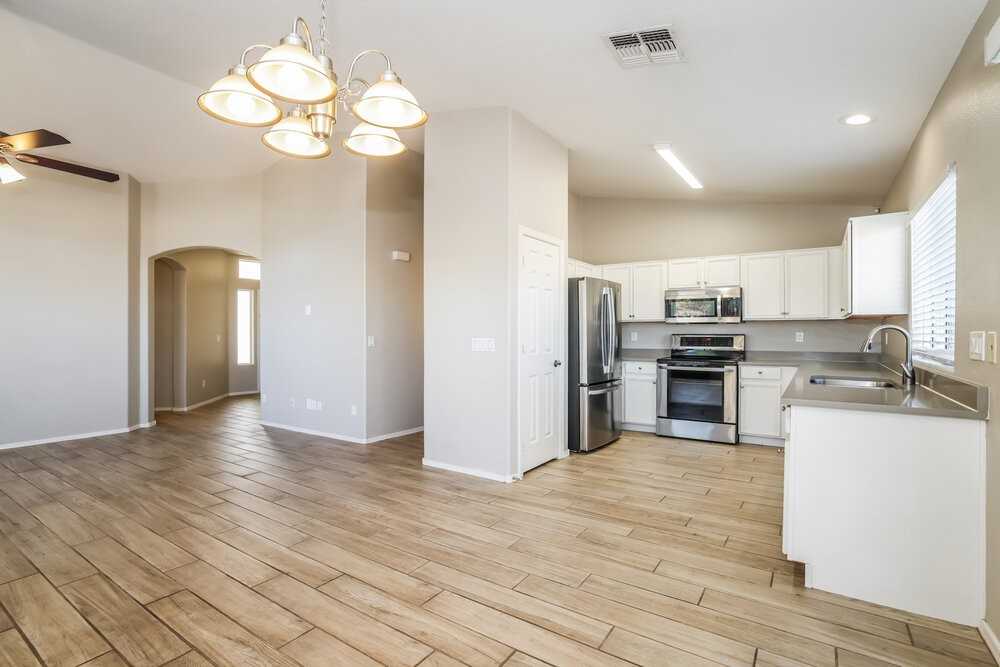 3430 N Saffron - Photo 6 of 16