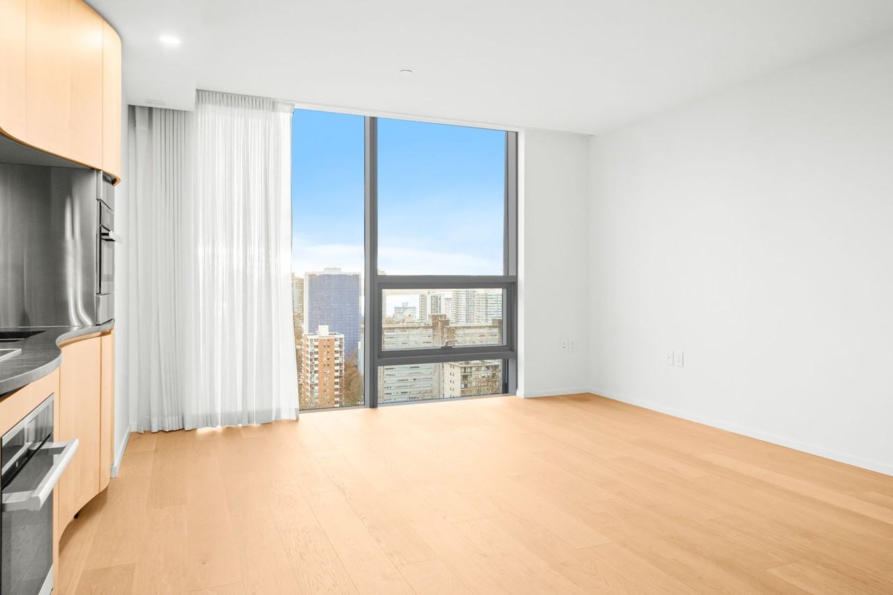 1568 Alberni Street #2105 - Photo 4 of 24