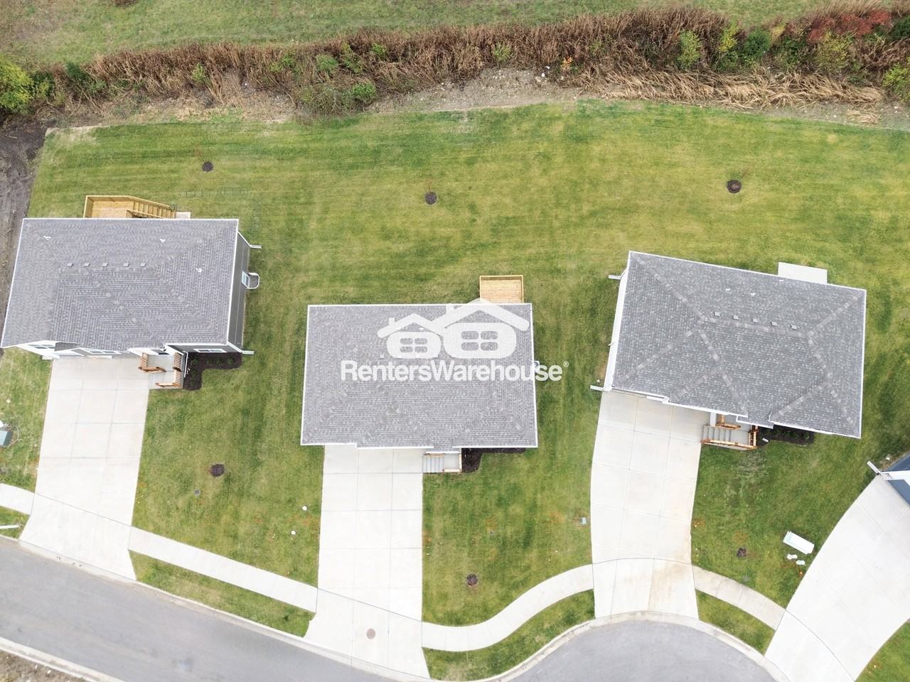 707 Wood Sage Court - Photo 3 of 32