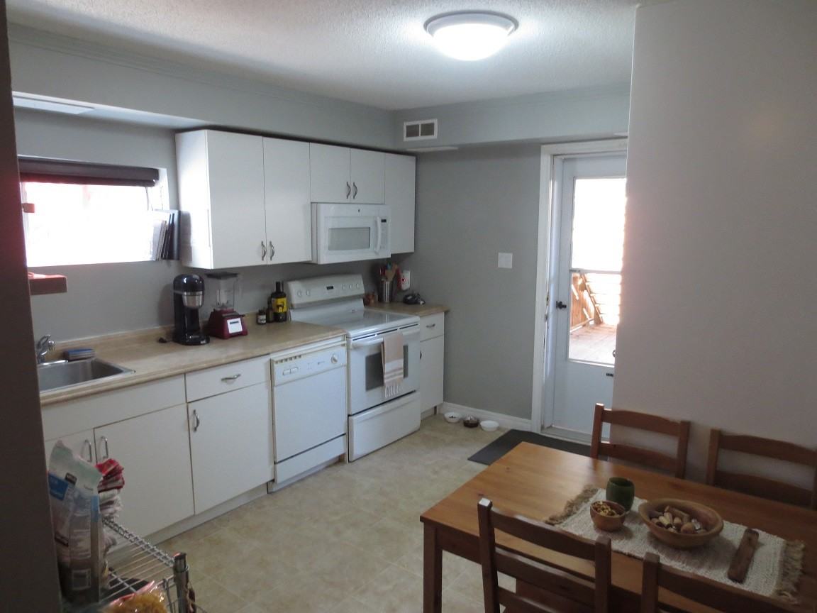 275 Saint Patrick Street #1 - Photo 5 of 8