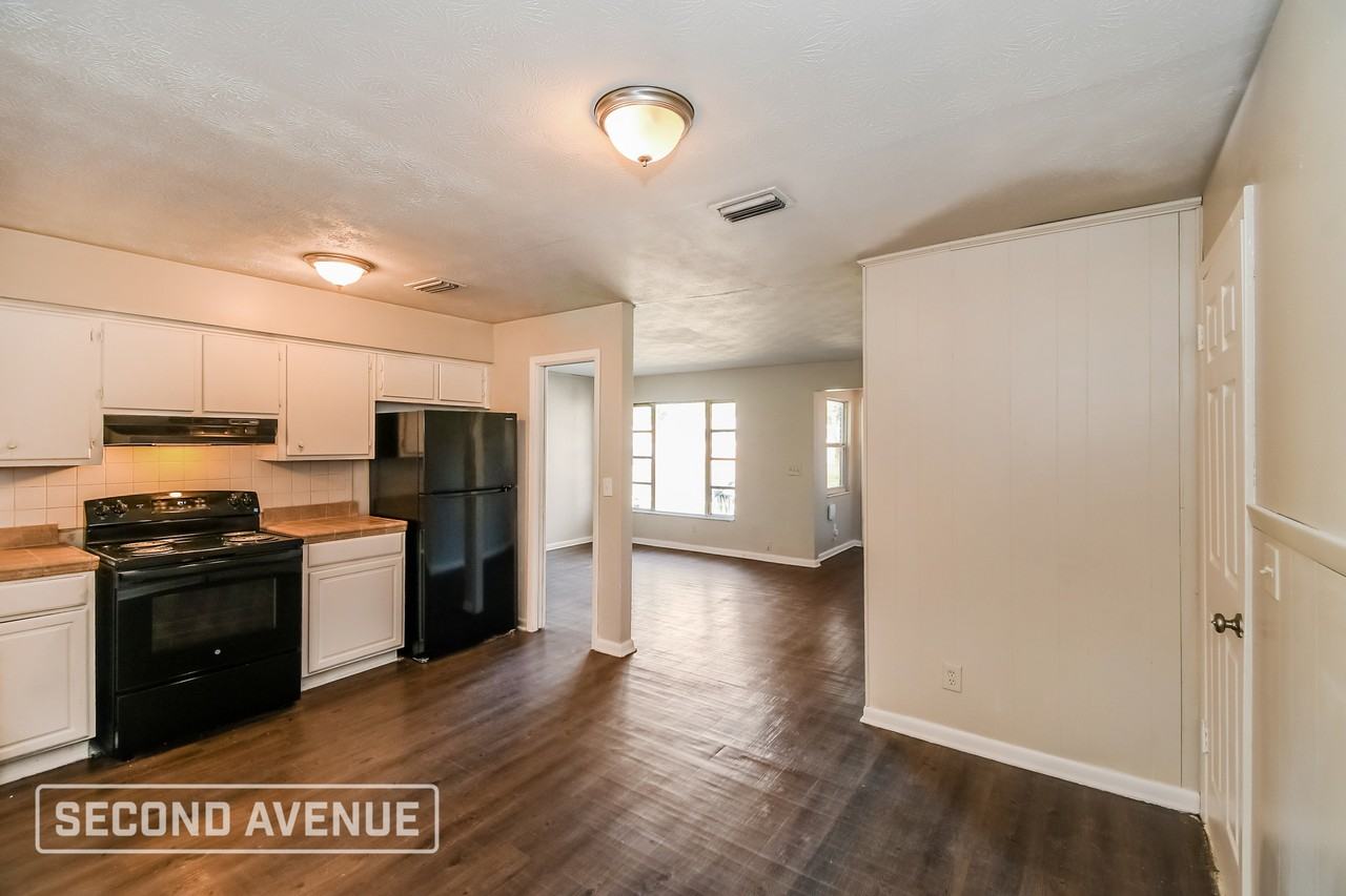 6536 Manhattan Dr - Photo 3 of 24
