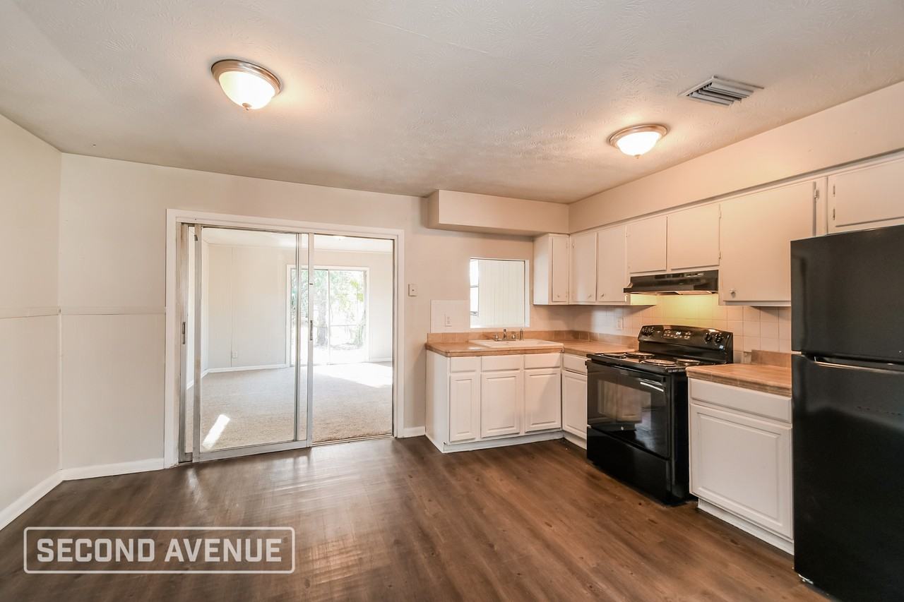 6536 Manhattan Dr - Photo 6 of 24