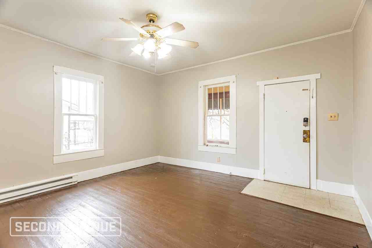 3401 Hickory Ave Sw - Photo 7 of 27