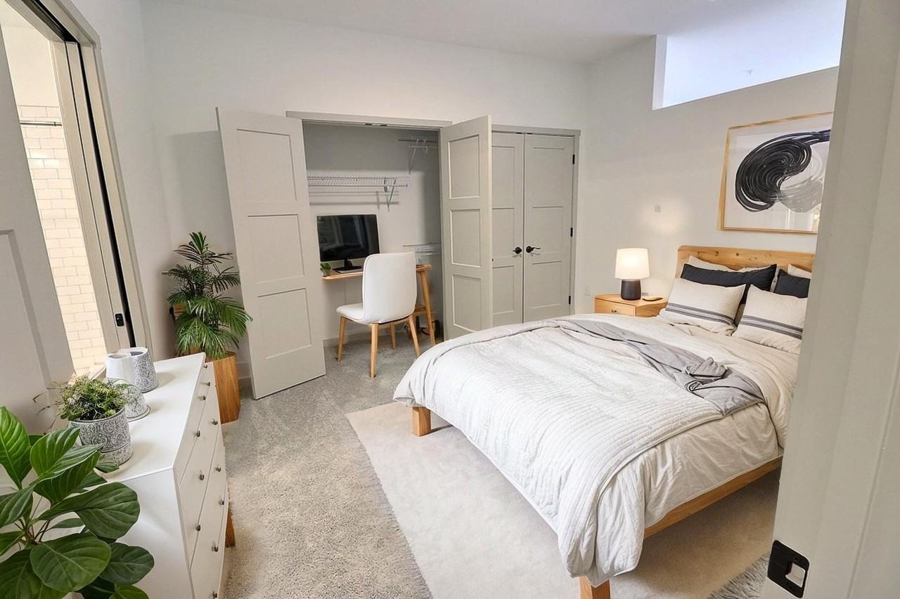 The Ellsworth - Photo 4 of 50