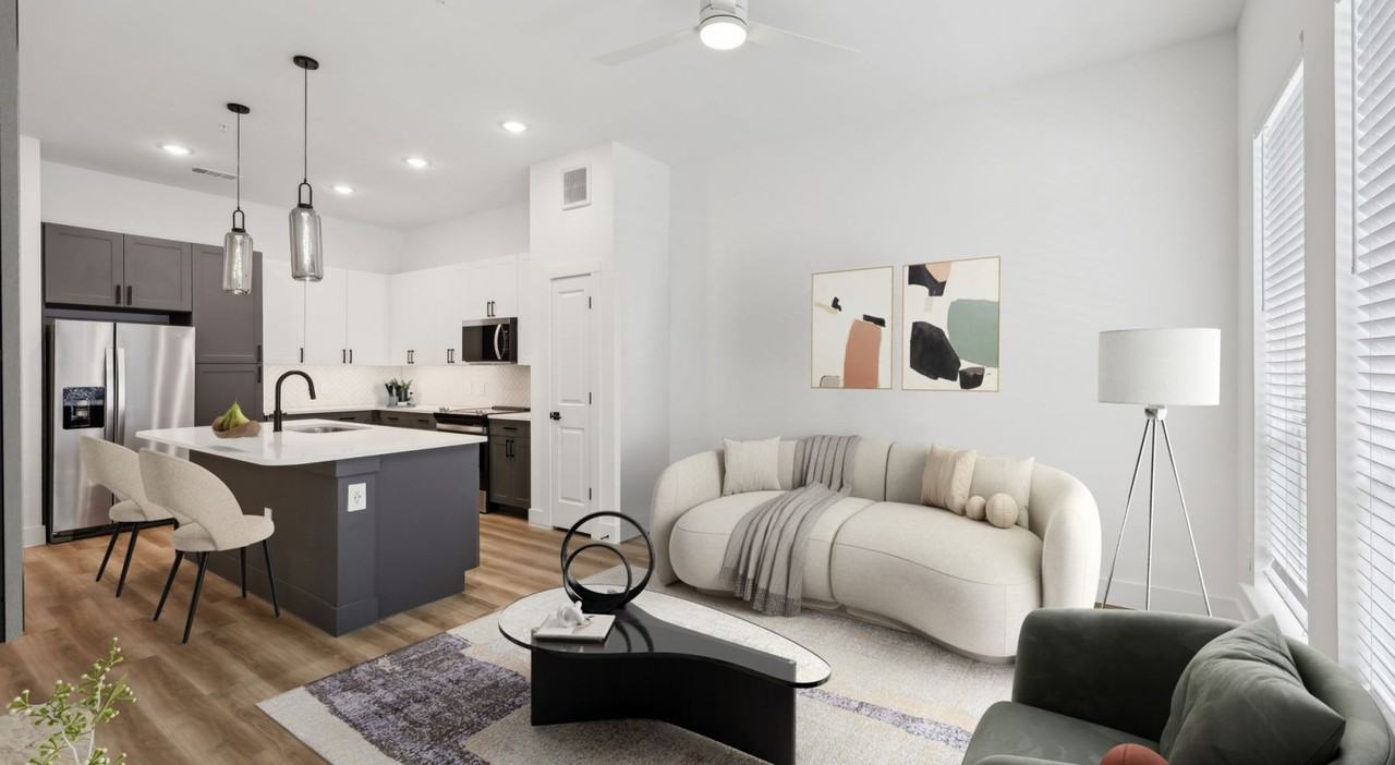 N Bishop Ave & W Davis St #1410 - Photo 6 of 34