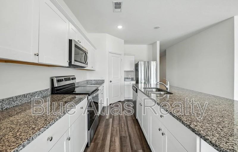 13212 Ridings Dr - Photo 7 of 28