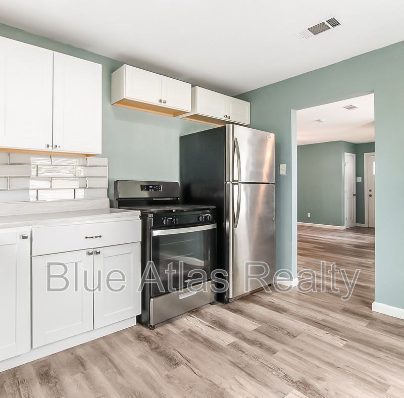 1104 S Gilpin Ave - Photo 6 of 18