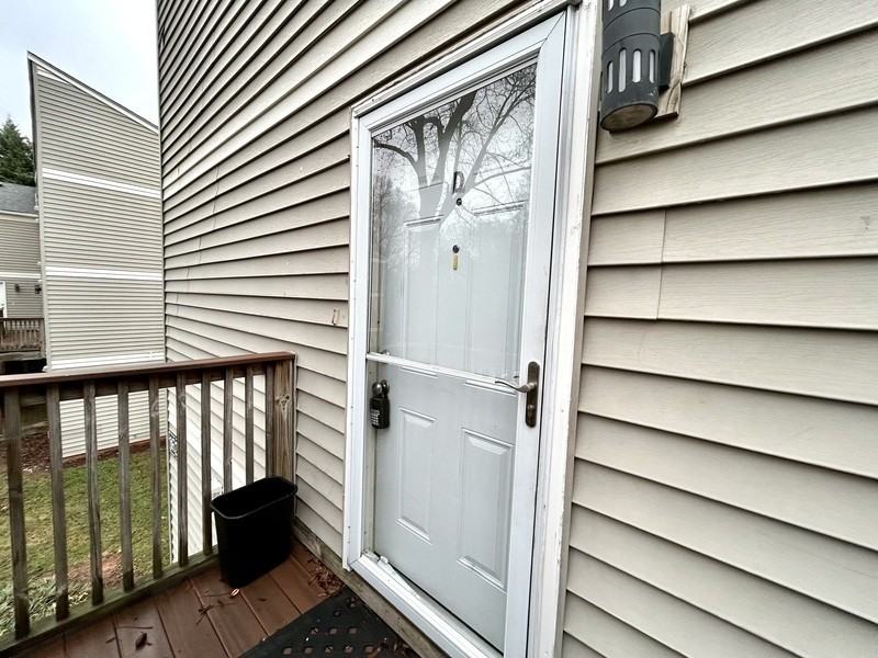 1625 Merry Oaks Rd #D - Photo 2 of 24