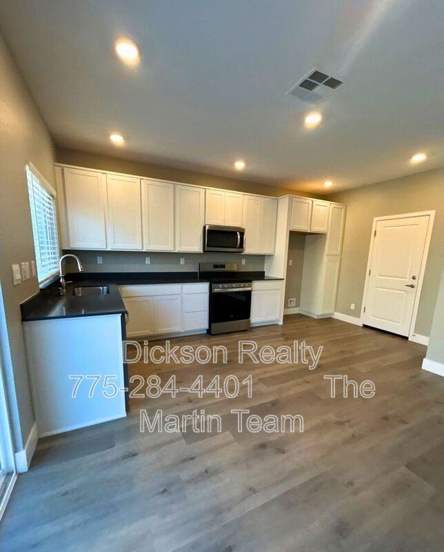 7976 Corundum Dr - Photo 3 of 23