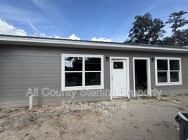 featured image of 1418 Southeast Magnolia Loop #102