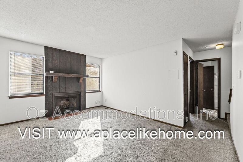 3141 Eaton St - Photo 4 of 32