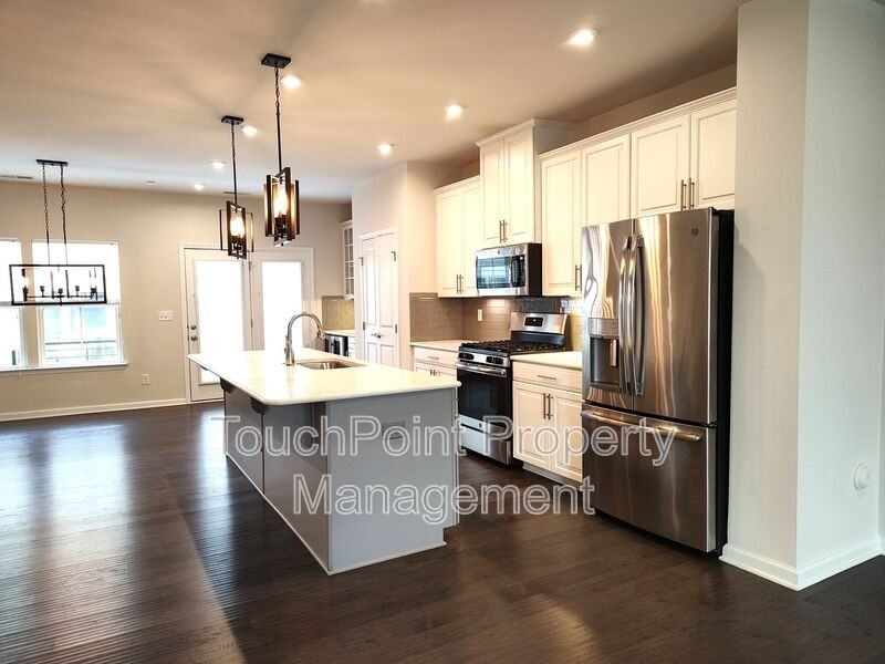 1538 Kee Ct - Photo 5 of 30