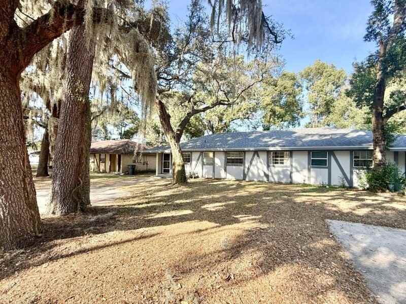 1339 Eagleview Dr - Photo 5 of 49