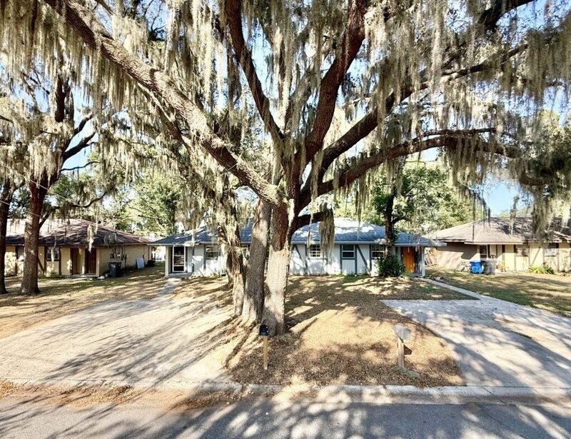 1339 Eagleview Dr - Photo 2 of 49