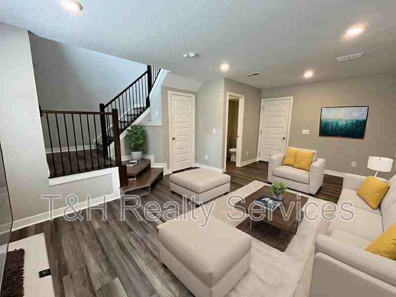 13772 Janney Lane - Photo 3 of 27