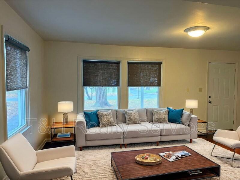 5663 Norwaldo Avenue - Photo 4 of 23