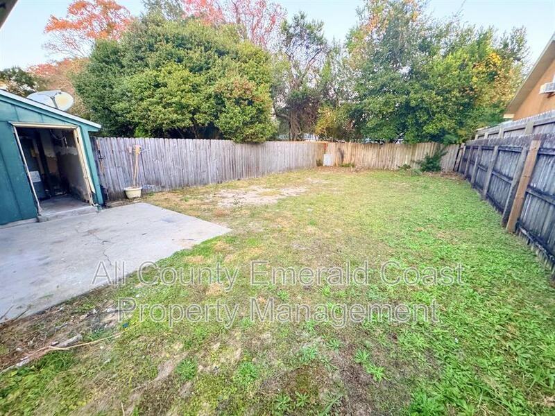 875 Fairview Drive #D - Photo 3 of 27