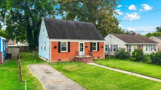 607 Lee Street - Photo 1 of 1