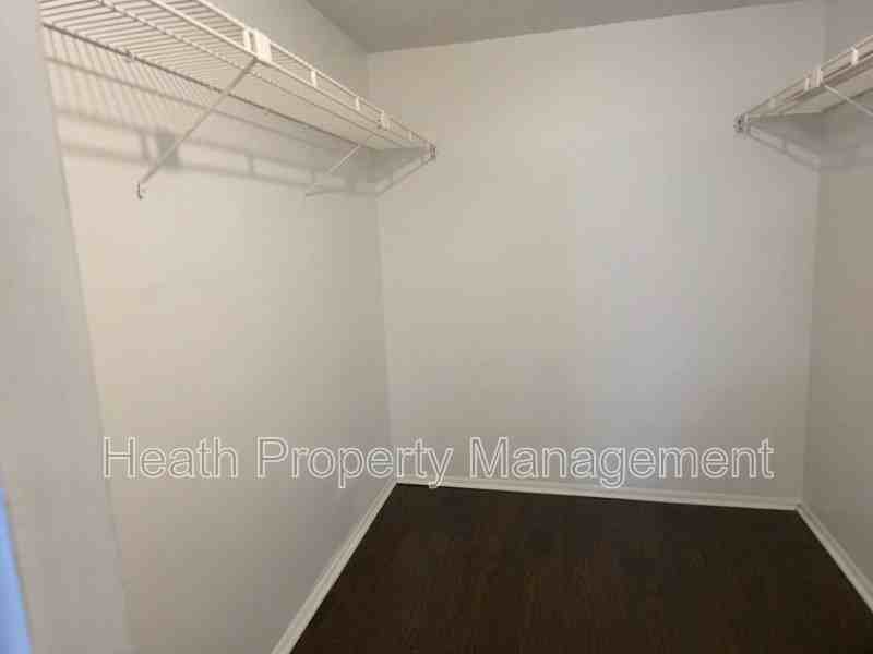 605 North Keene Road #605C - Photo 4 of 25