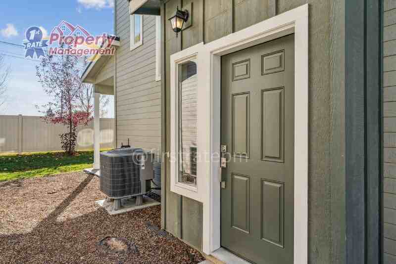 5744 Cherry Ln - Photo 6 of 50