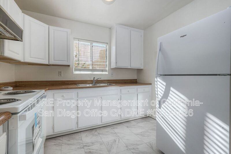 546 Sea Vale Court #3 - Photo 4 of 22