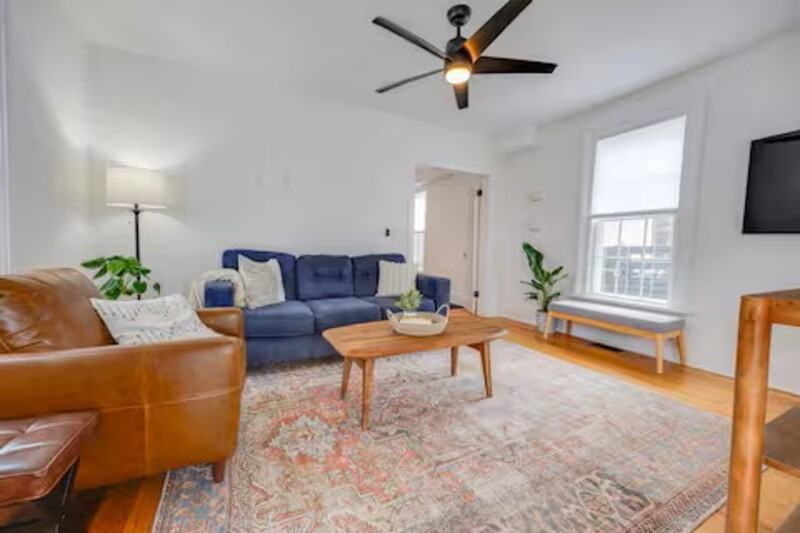1036 Rhode Island St - Photo 4 of 21