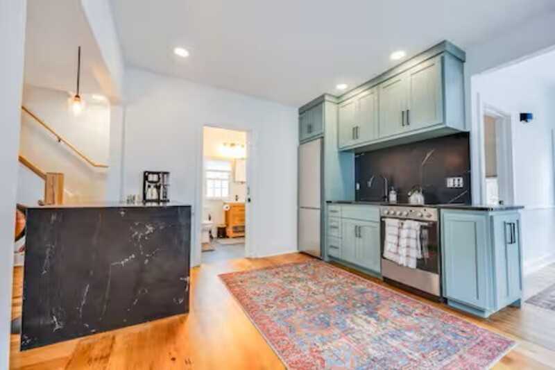 1036 Rhode Island St - Photo 7 of 21