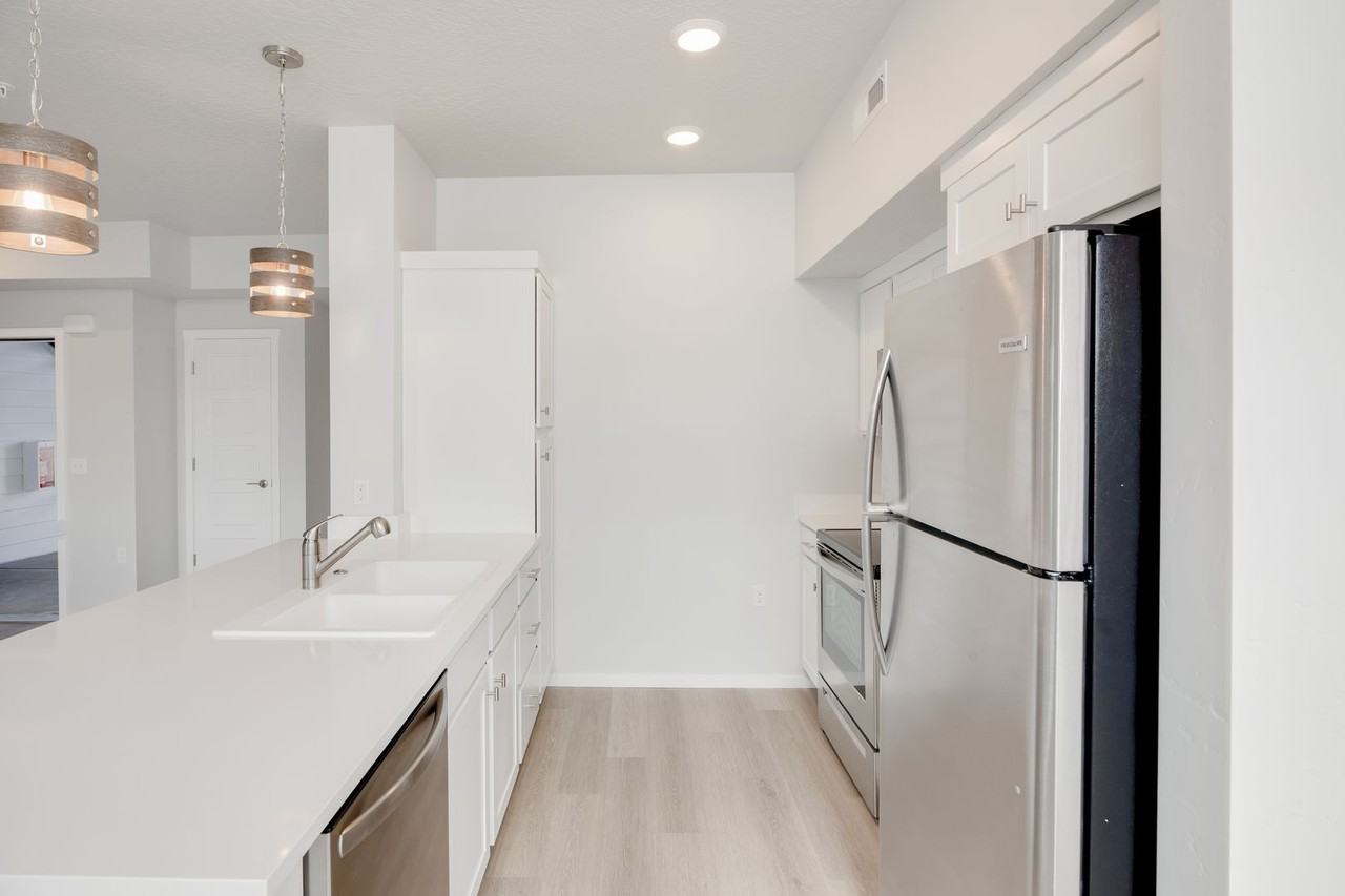 5109 Farnum Lane #201 - Photo 3 of 17