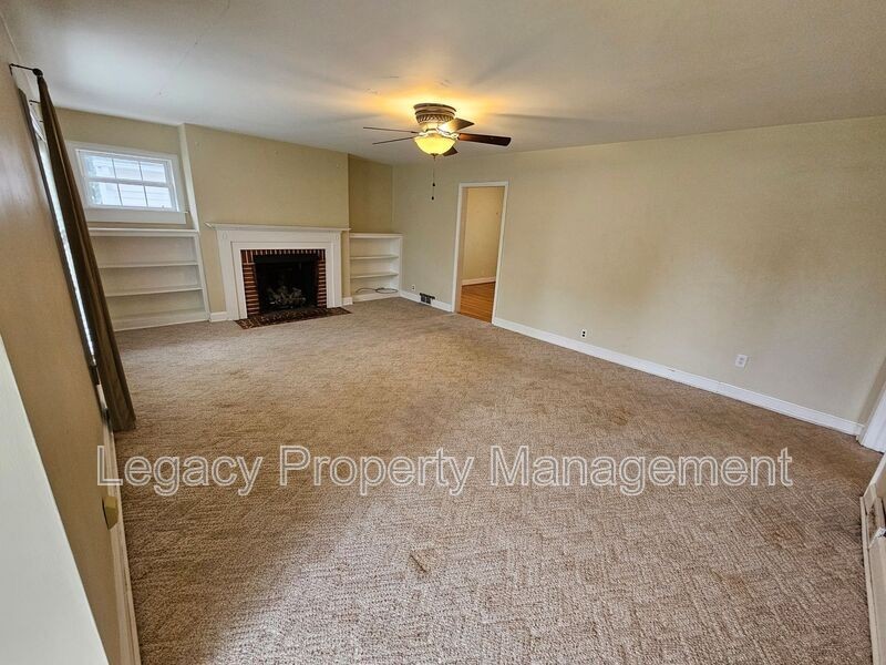 1425 Union Cross Rd - Photo 5 of 10