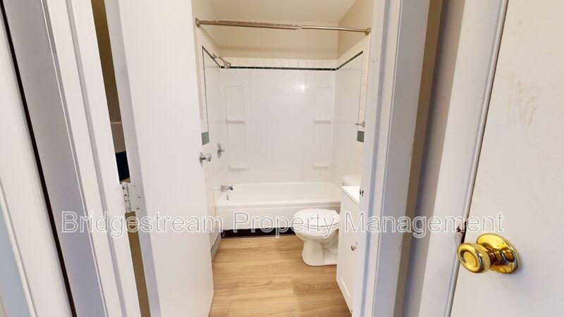 4654 Wayne Meadows Circle - Photo 5 of 11